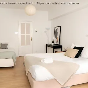 Soar I Urban Nest - Near Airport & Park Quarto em Acomodações Particulares